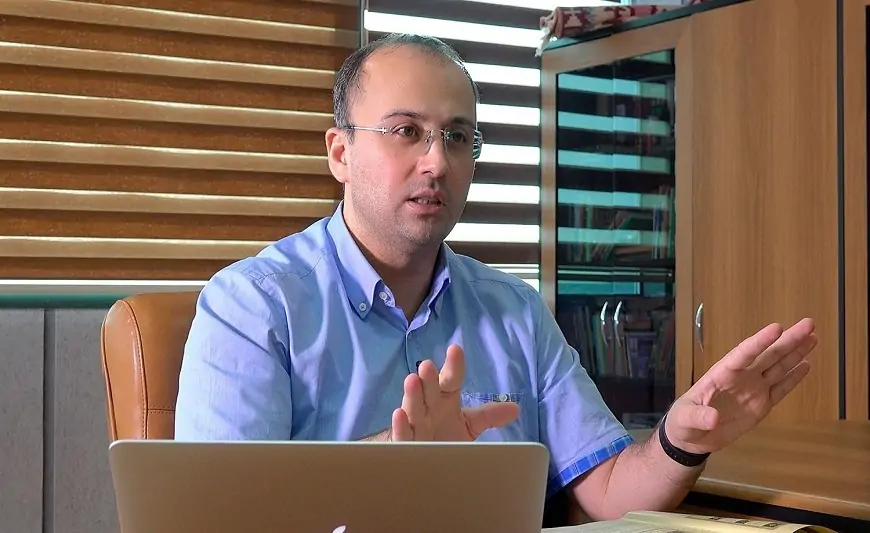 "Haradasa gizlənibsə, niyə..." - Elşad Miridən qalmaqallı İmam Mehdi açıqlaması