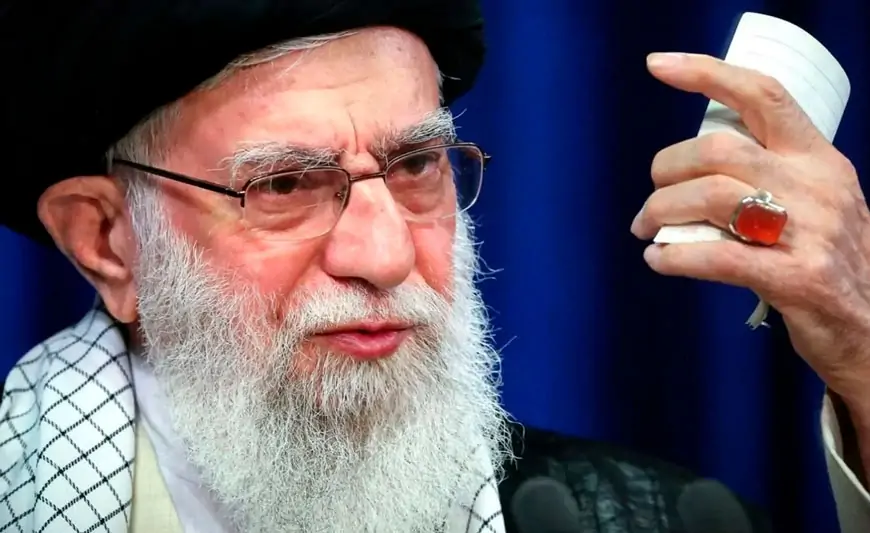 Xameneinin üzüyünə dinləmə cihazı belə yerləşdirilib - "Bu, film mövzusu olmalıdır"