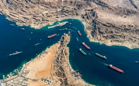 İran Hörmüz boğazını açdı - Livandakı atəşkəsdən sonra