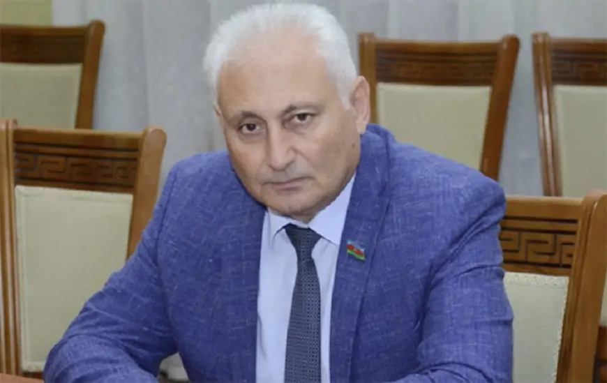 Prezident Hikmət Babaoğlunu təltif etdi - SƏRƏNCAM