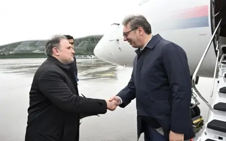 Serbiya Prezidenti Azərbaycana gəldi 