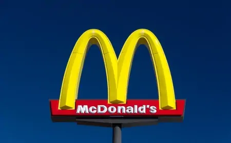 "McDonald's-da biabırçılıq, bunu yemək olar? - VİDEO