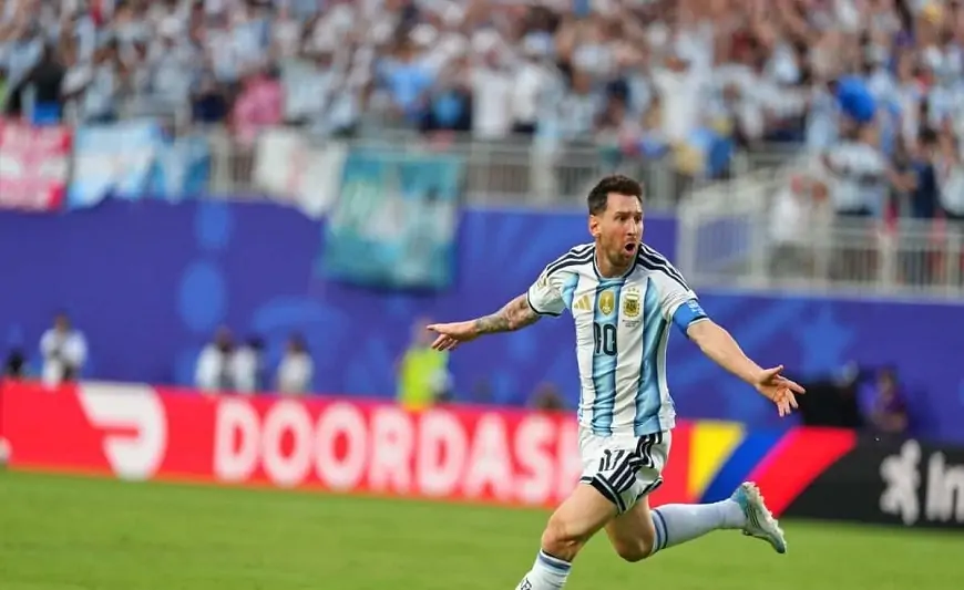 Niyə hamı çəhrayı, təkcə Messi ağ butsda? - Argentina millisinin HİYLƏSİ + VİDEO