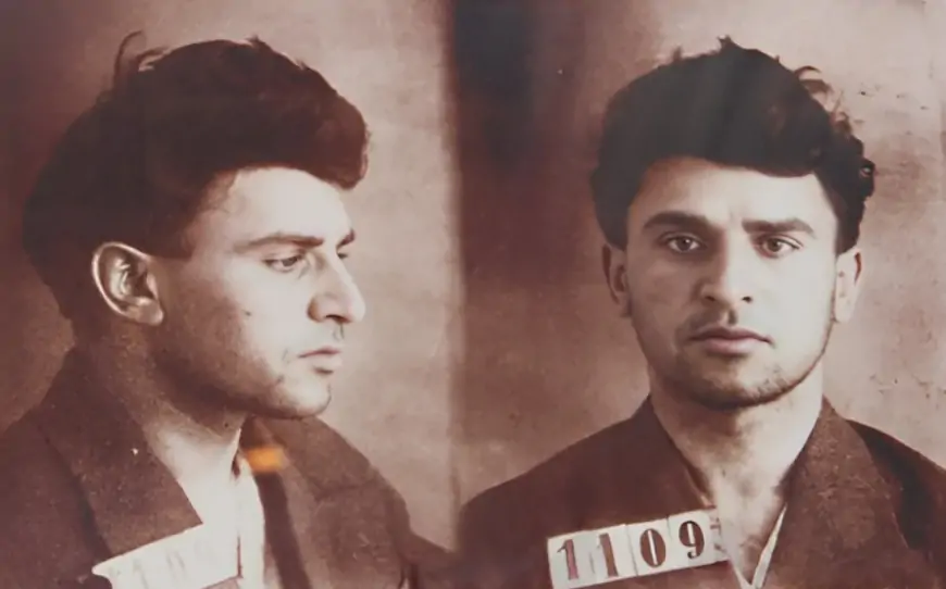 "Stalinə ən gözəl şeiri Mikayıl Müşfiq yazıb" - Səməd Vurğunun nəticəsi + Bu da həmin şeir 