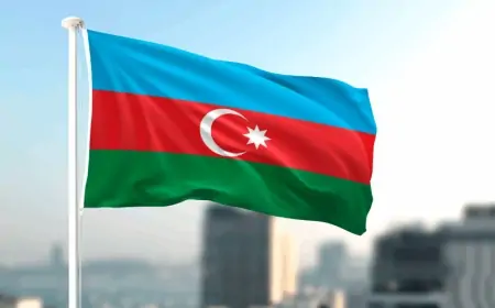 Bu gün Azərbaycanda Dövlət Suverenliyi Günüdür 