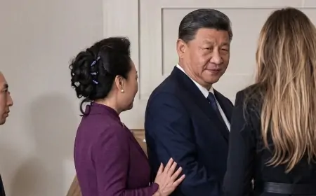 Xanımı Çin liderini Melaniya Trampa QISQANDI - Həmin ANIN VİDEOSU
