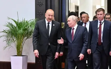 Putin MDB sammitində İlham Əliyevlə ayaqüstü söhbət edib 